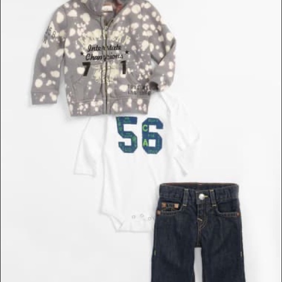 ❌SOLD❌ True Religion 3 Piece Infant Giftset NIB - Picture 2 of 9